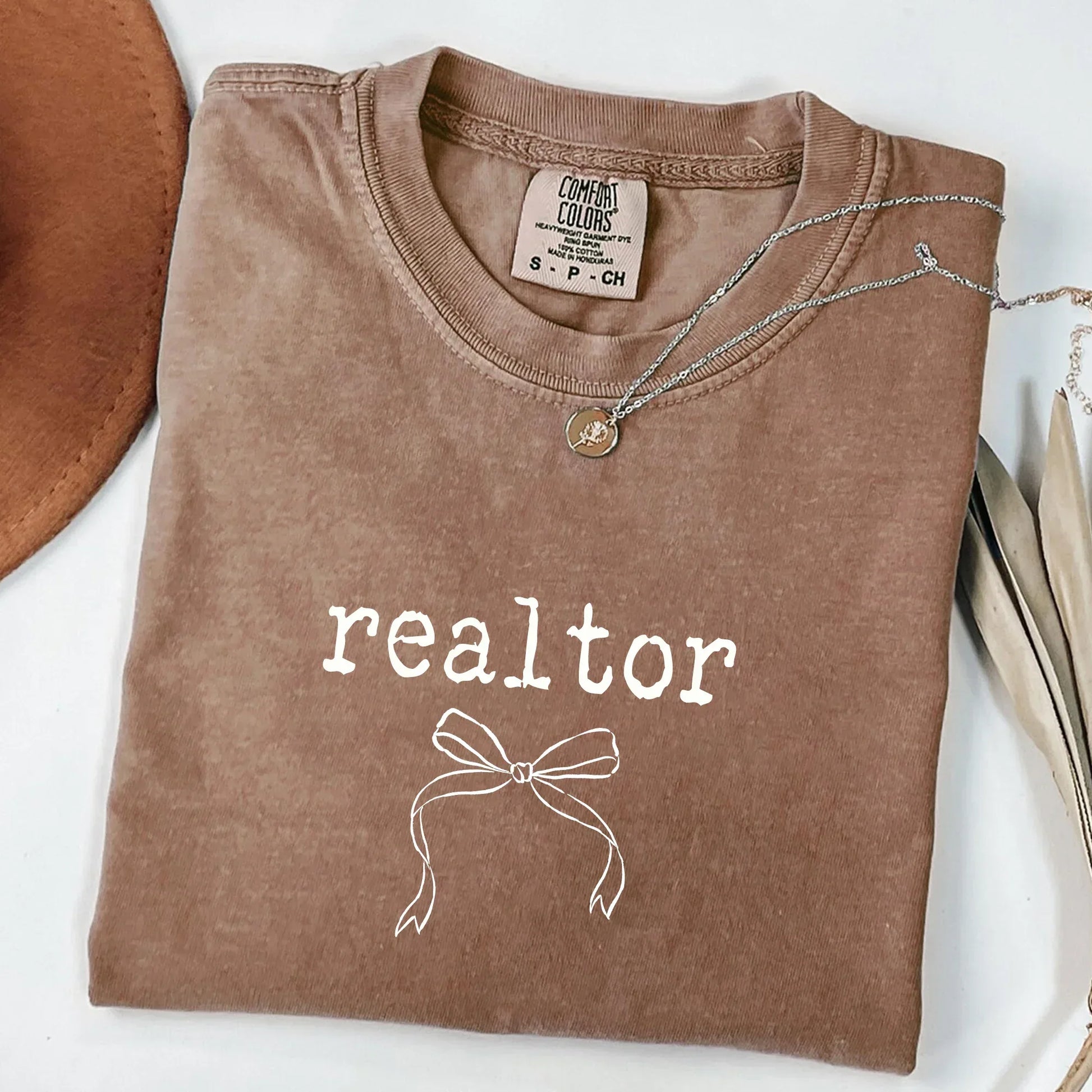 Everyday Customs Co. Aesthetic Realtor T-Shirt - Comfort Colors Professional Essential | Everyday Customs Co. - T-Shirts