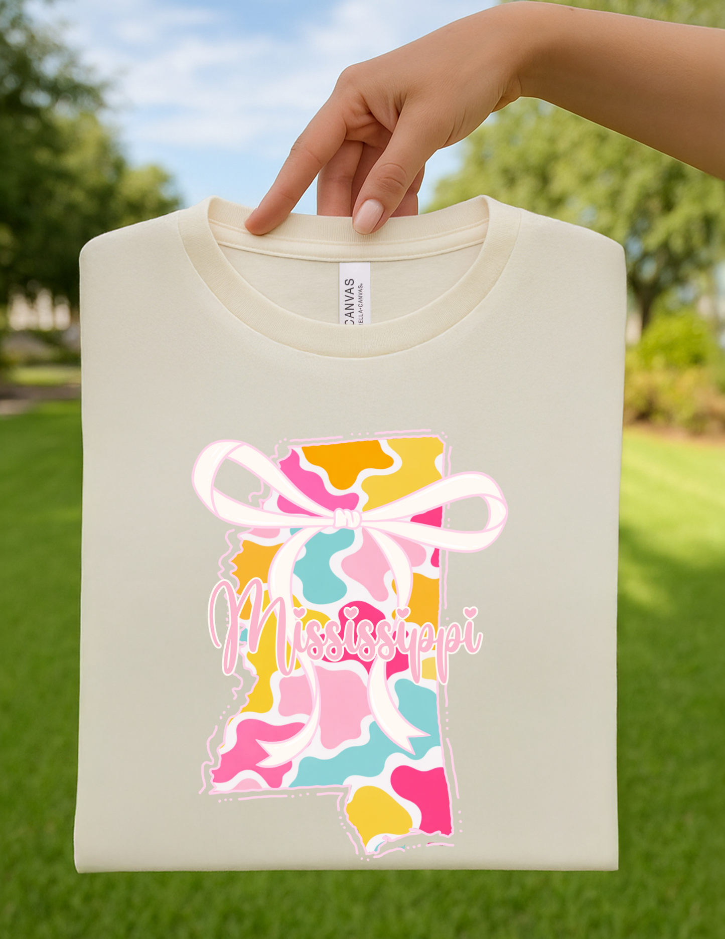 Everyday Customs Co. Mississippi Bow Graphic Tee - Southern State Pride Shirt | Everyday Customs Co. - T-Shirts